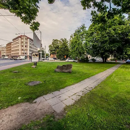 Apple 9 Tallinn