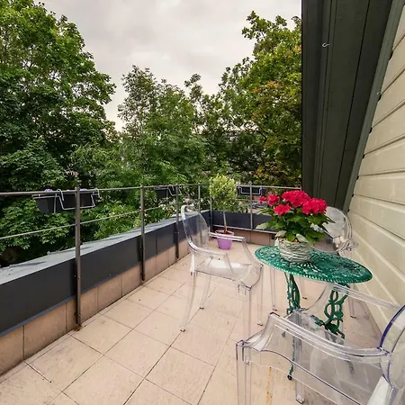 Apple 9 Таллин