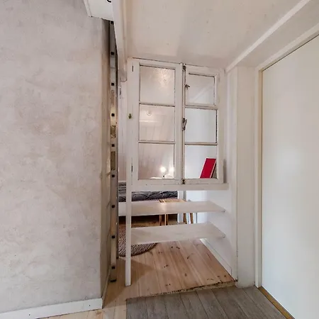 Apple 9 Таллин